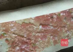 Illustration of how to make thousands of meat rolls 8