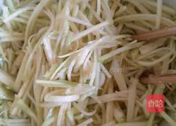 Illustration of how to bake pumpkin pizza 3