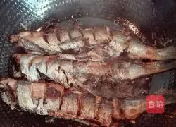 Illustration of home-cooked herring 5