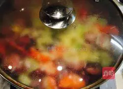 Illustration of how to make ham pizza 8