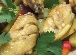 Illustration of three-juice braised chicken wings 10