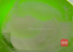 Illustration of the home version of rice cooker yogurt cake 9