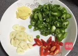 Illustration of how to make stir-fried donkey meat 3