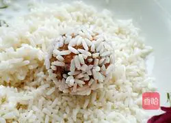 Illustration of how to make mushroom and glutinous rice pearl balls 11