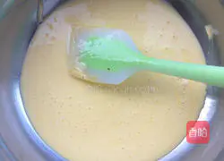 Caramel Pineapple Flip Cake Recipe Illustration 7