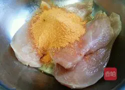 Illustration of how to make pan-fried New Orleans chicken breast 3