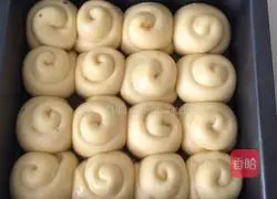 Honey Bun Recipe Illustration 12