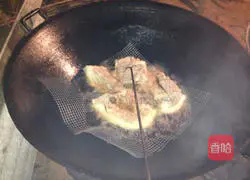 Illustration of how to make braised pork in your hometown 2