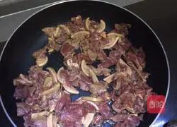 Illustration of how to make stir-fried donkey meat 5