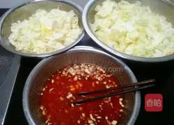 Illustration of how to make garlic pickles 3