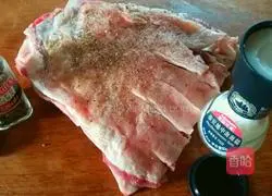 Illustration of French rosemary grilled lamb chops 3