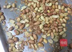 Walnuts and Peanuts Illustration of making black sesame candy 7