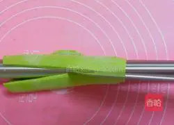 Illustration of how to make vegetable noodles 6