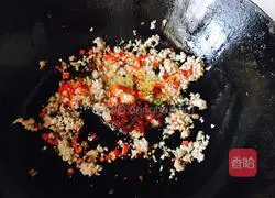 Illustration of how to cook eggplant with minced pork in sauce 7