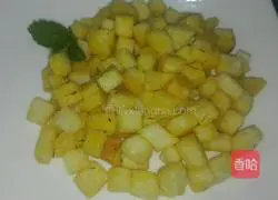 Illustration of how to prepare soup dishes with bread crumbs 5