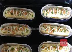 Marisu Illustration of how to make pulled cheese and meat floss bread 16