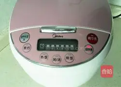 Illustration of how to make braised chicken with butter 9