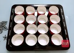 Illustration of how to make cup chiffon cake 2