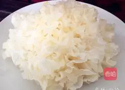 [Red Date, Wolfberry and Tremella Soup] Recipe Illustration 1