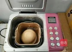 Illustration of how to make scallion sesame bread 1