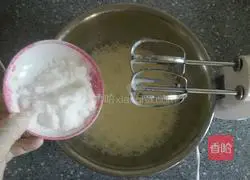 Red Velvet Cake Recipe Illustration 9