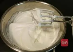 Illustration of how to make eight-inch hollow chiffon cake 9