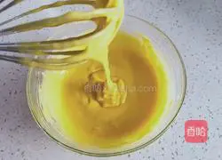 Illustration of how to make two-color cake rolls 6