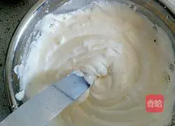 DIY Cream Strawberry Cake Recipe Illustration 13