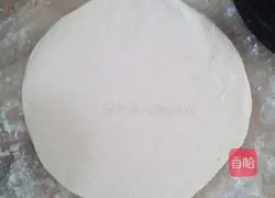 Illustration of how to make simple pizza crust 5