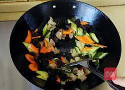 Illustration of Homemade Mushu Pork 6