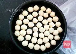 Illustration of how to make money buns 8