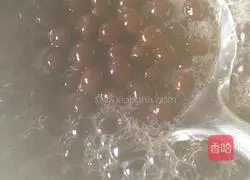 Pearl milk tea - Illustration of how to make Q-bombed pearls 6