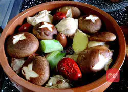 Seasonal Vegetable Steam Pot Chicken Recipe Illustration 11