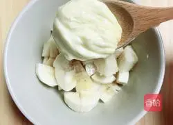 Fruit Cheese Mini Pizza (10cm) Recipe Illustration 6