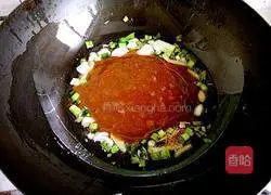 Illustration of how to cook herring in sauce 5