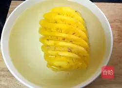 Indian Flying Cake Pineapple Pie Recipe Illustration 2