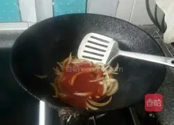 Illustration of how to make Italian hollow noodles 7