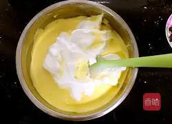 Cranberry Chiffon Cake Recipe Illustration 14