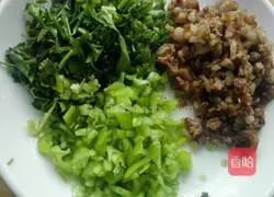 Illustration of how to make pork buns with cured sauce 15