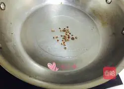 Illustration of braised ingot pork 8