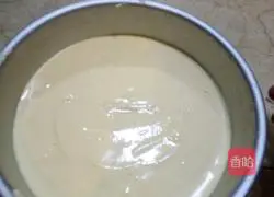 Illustration of how to make chiffon cake 17