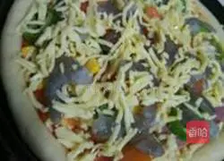 Pizza Coming Recipe Illustration 6