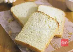 Illustration of how to make coconut milk toast 17