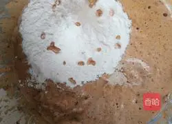 Illustration of how to make brown sugar jujube cake 5