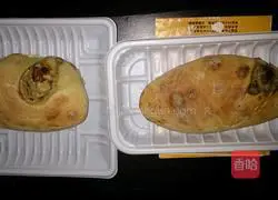 Illustration of how to make golden worm bread (banana meringue bread imitation baguette series) 8