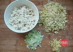 Illustration of how to make fried meatballs 3