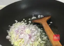 Illustration of how to make pizza sauce 6