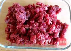 Illustration of how to make black bean beef sauce 2