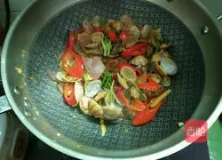 Illustration of how to make spicy fried clams 8