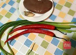 Illustration of how to make stir-fried kidneys 1